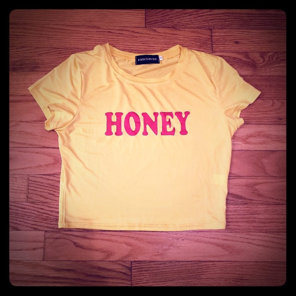 FANCYQUBE Cropped Honey Shirt